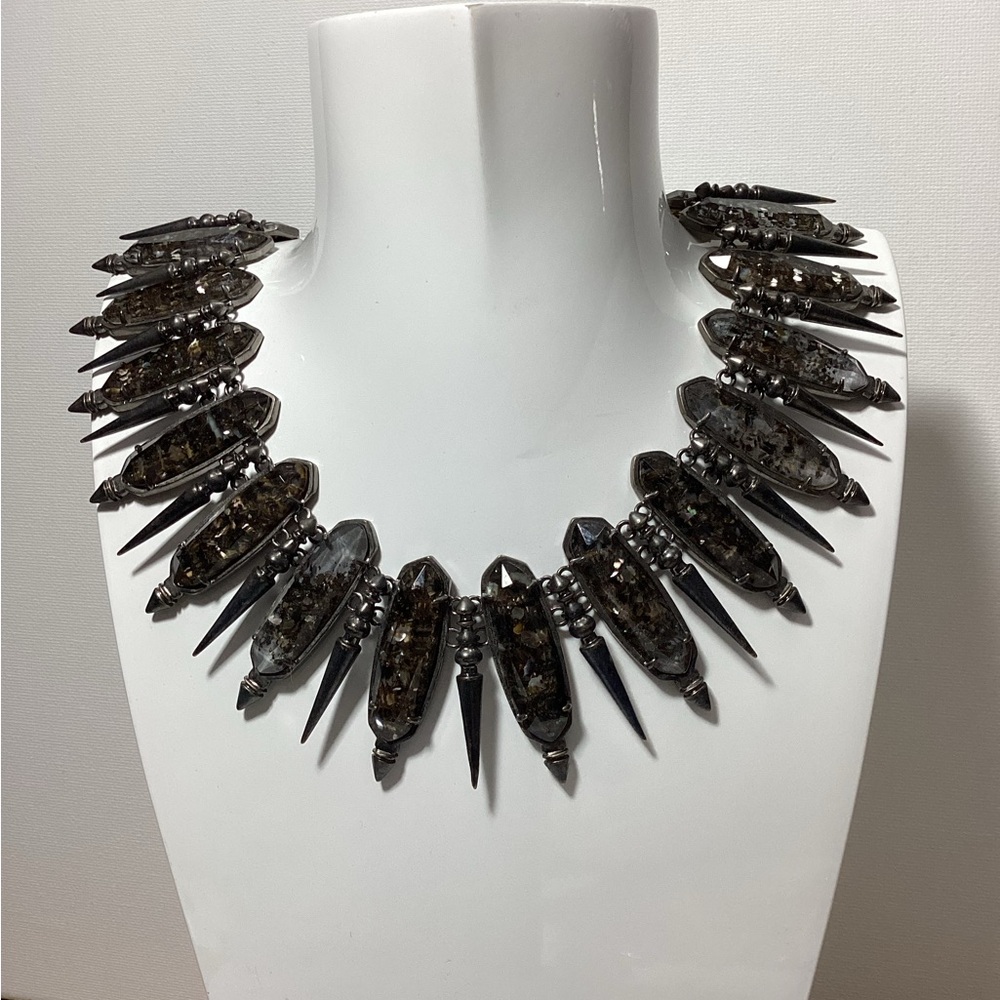 Gwendolyn, antique silver, crushed black mother of pearl